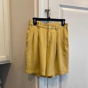 TOMMY BAHAMA gold yellow shorts Sz S